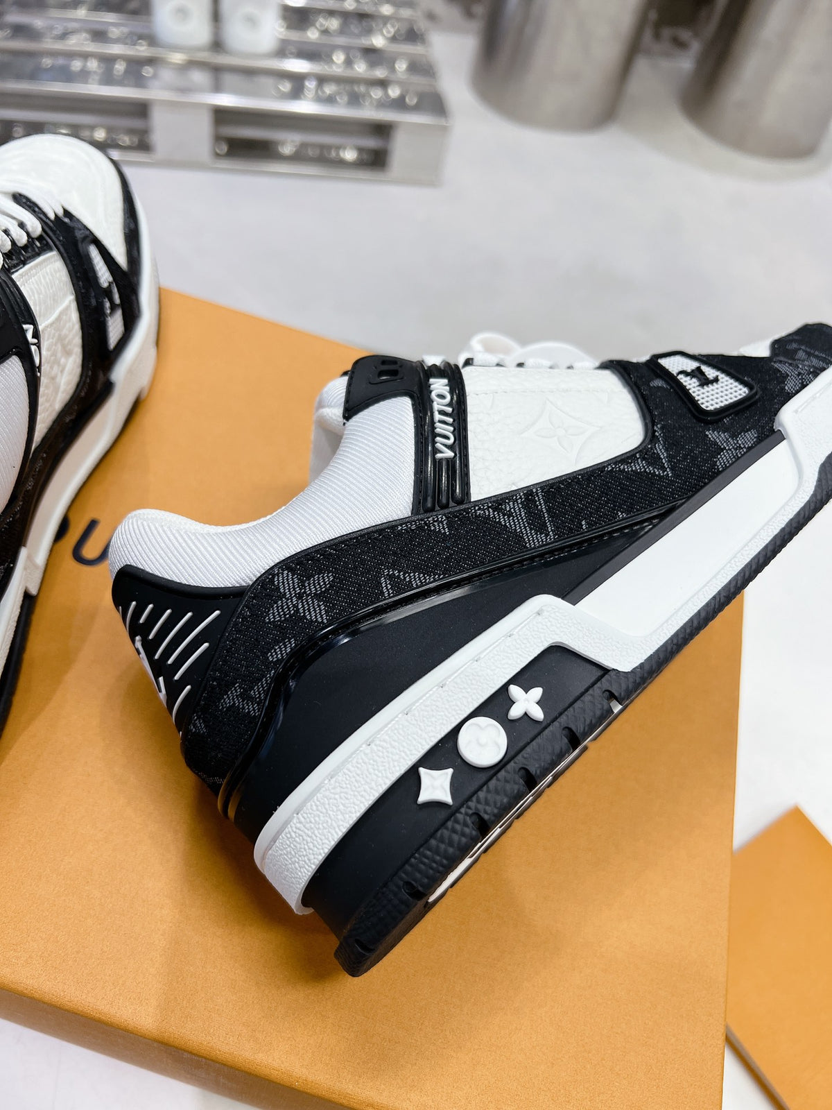 Black & White Low-Top Lace-Up Sneakers